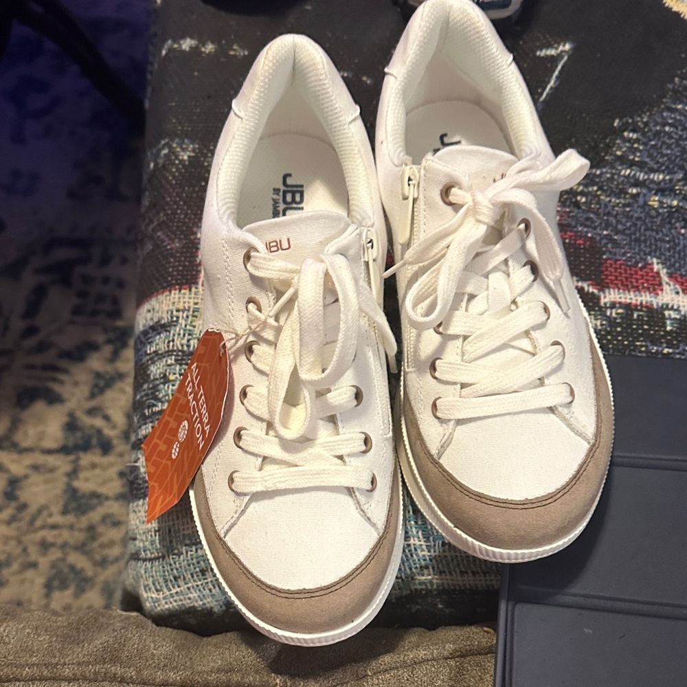 JBU Women's White and Tan Sneakers, new
